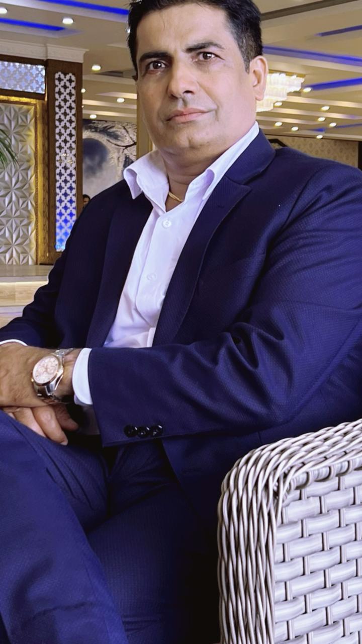 श्री राजन प्रसाद चापागाईं